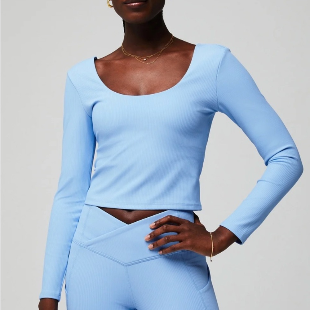 Oasis Rib Twist Long Sleeve Workout Top